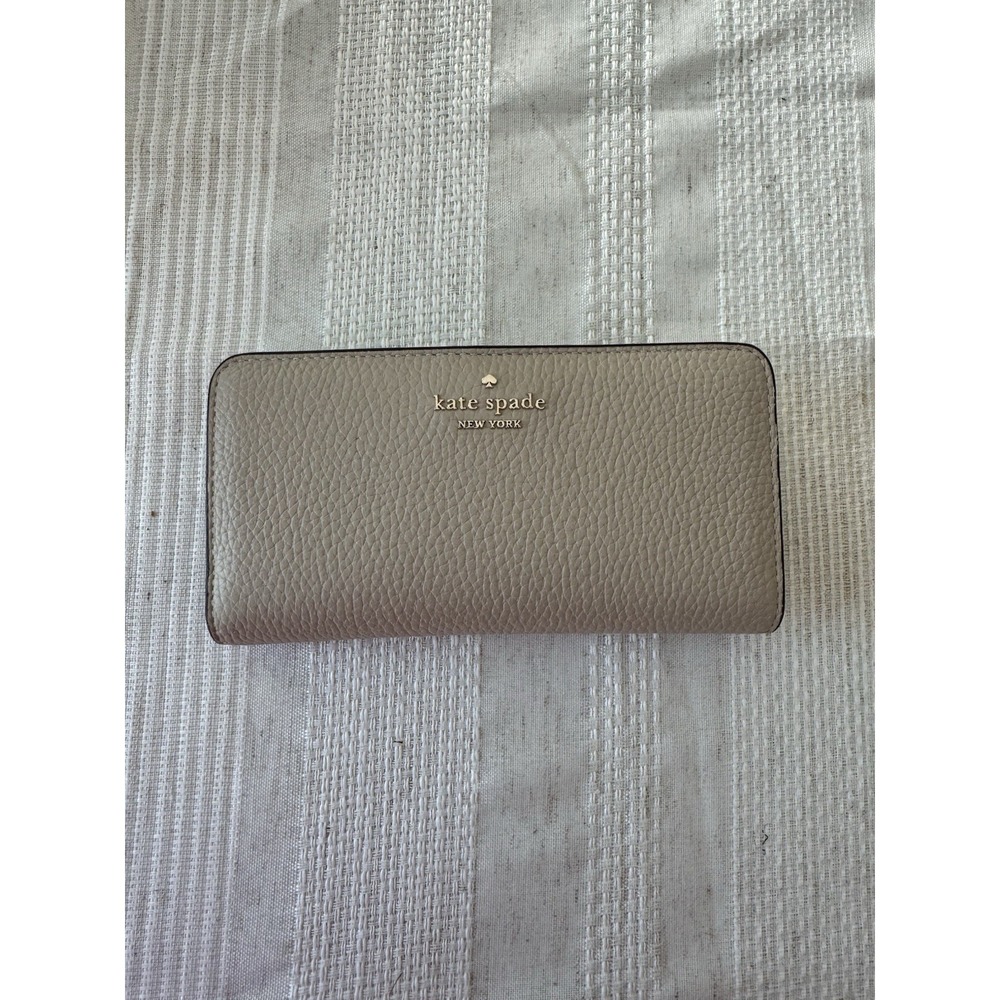 Kate Spade New York Beige Pebbled Leather Snap Wallet EUC